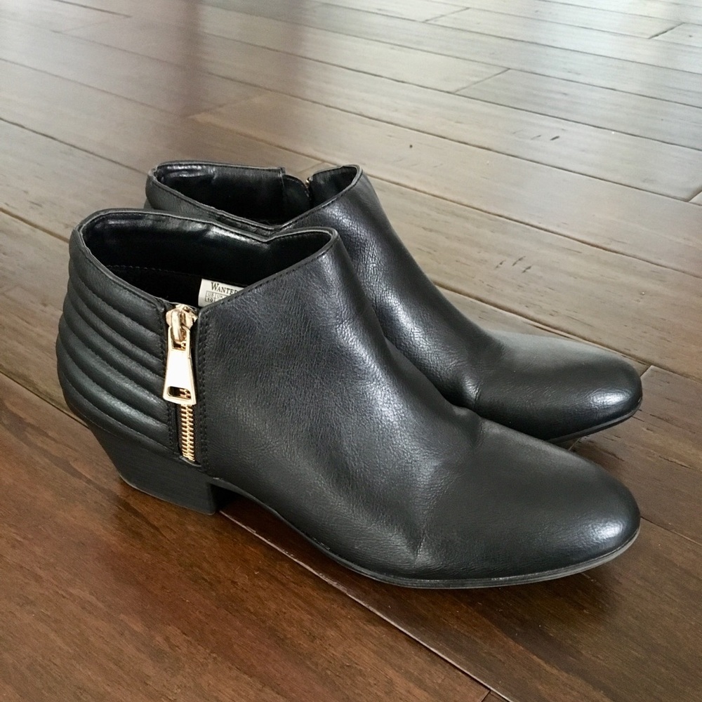 Steve Madden boots